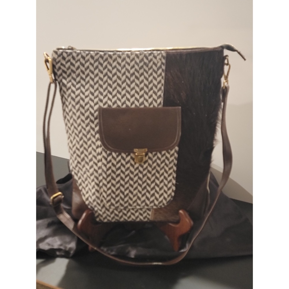Mayra Boho Mixed Media Herringbone Cowhide Fur Crossbody Bag Brown‎ Cream Large